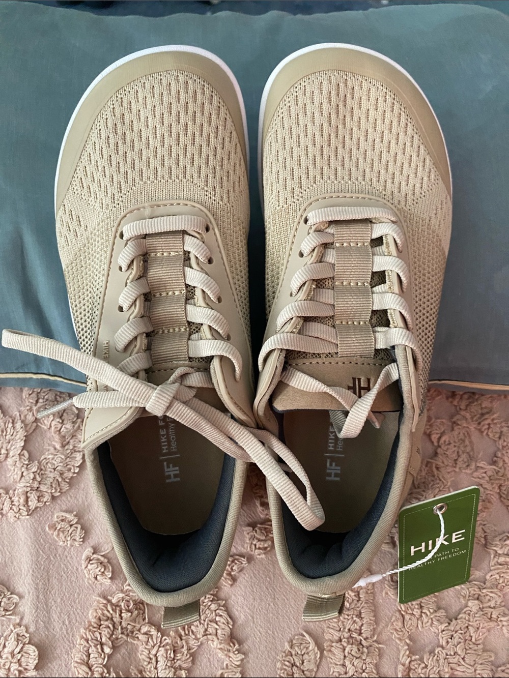 HIKE Women’s Beige Breathable Lace-Up Sneakers